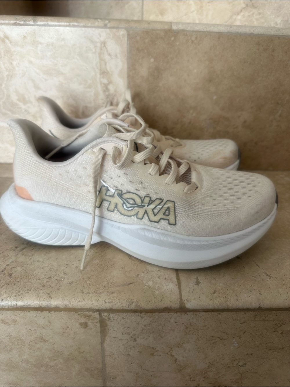 Hoka Women's Cream/Peach Lightweight Running Shoes